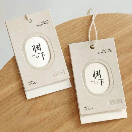 吊牌